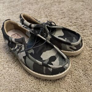 Hey Dude Kids Moccasins in Camo Black and Gray